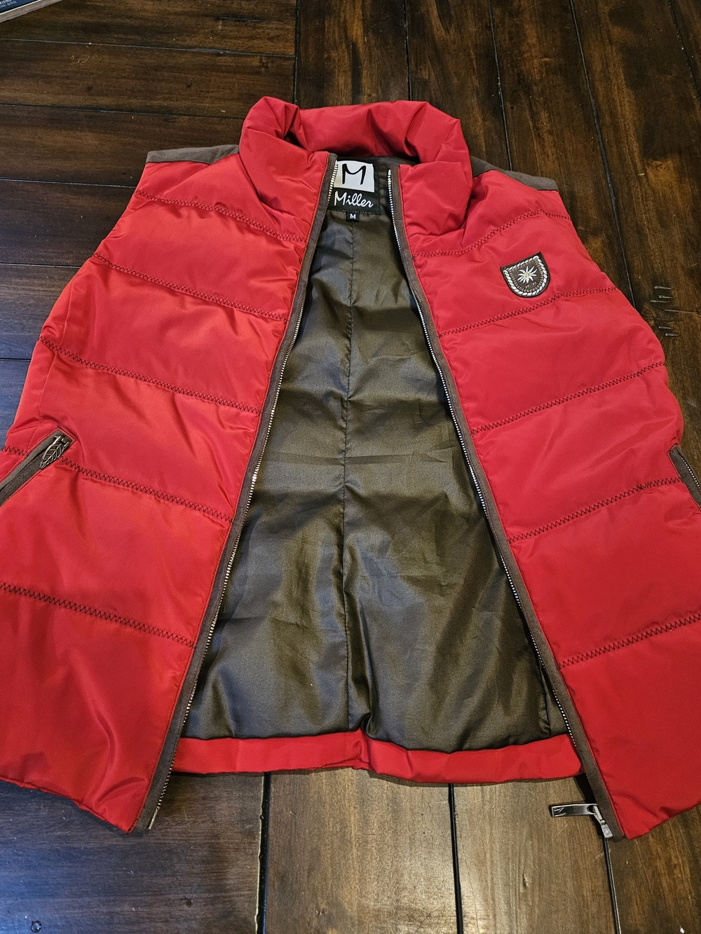 ​M. Miller Nora Alpine Red Ski Vest Womens Medium USA Faux Suede Trim